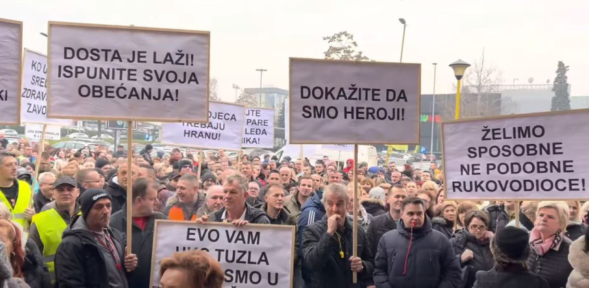 Hiljadu zdravstvenih radnika na protestu: Dotakli smo dno