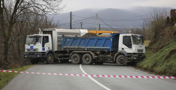 Postavljena treća barikada u opštini Zubin Potok