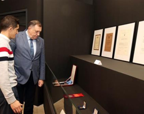Бањалука: Додик отворио изложбу о Николи Кољевићу