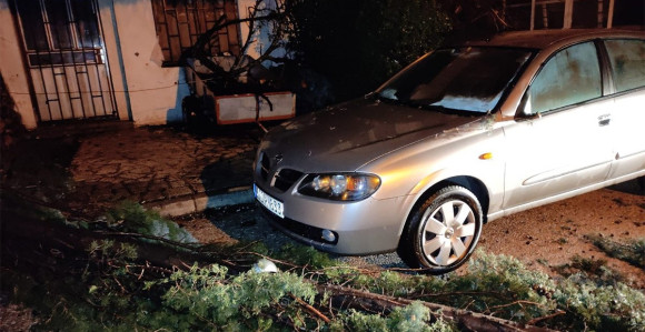 Mostar pogodilo olujno nevrijeme, ulice bile pod vodom