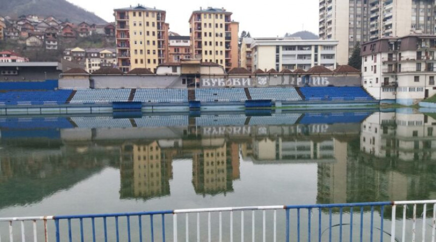 Ријека Дрина потопила градски стадион у Зворнику