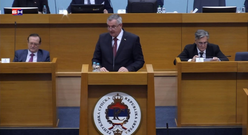 Posebna sjednica NSRS: Višković završio ekspoze, predložena imena ministara