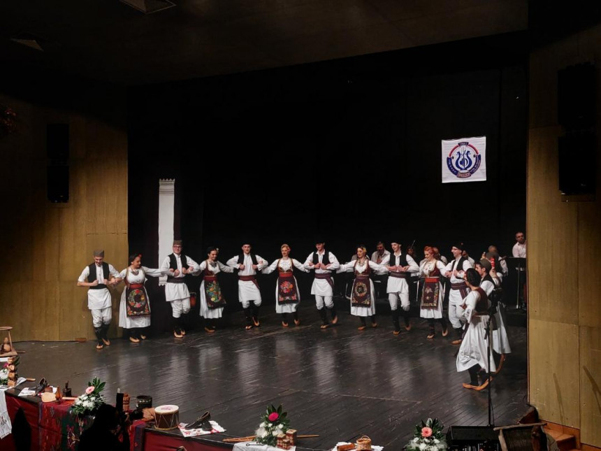 Одржан годишњи концерт СКУД-а у Приједору (ВИДЕО)