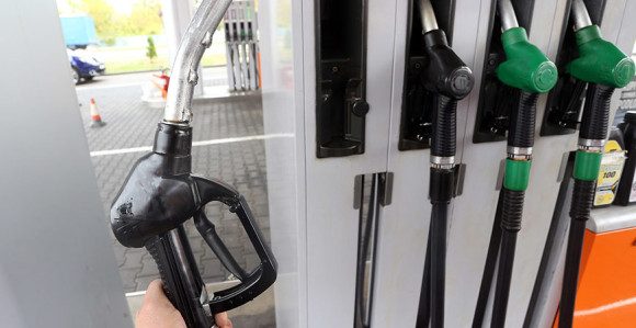 Građani u vrzinom kolu naftaša - neko će dobro profitirati