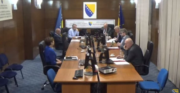 CIK priznao listić, ostaje li SNSD bez četvrtog delegata?