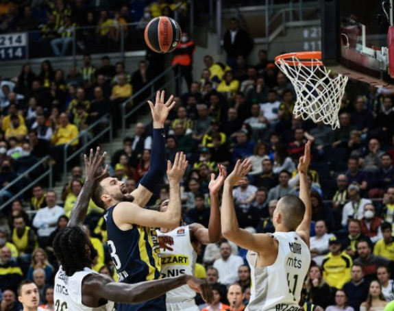 Партизан побиједио у Истанбулу екипу Фенербахчеа