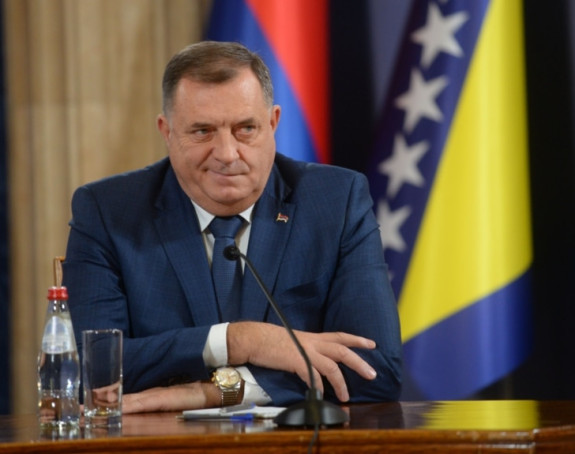 CIK ga proglasio predsjednikom, on njih nekredibilnim!