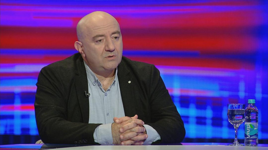 Kriza na Kosmetu treba mnogima, a najviše Rusiji