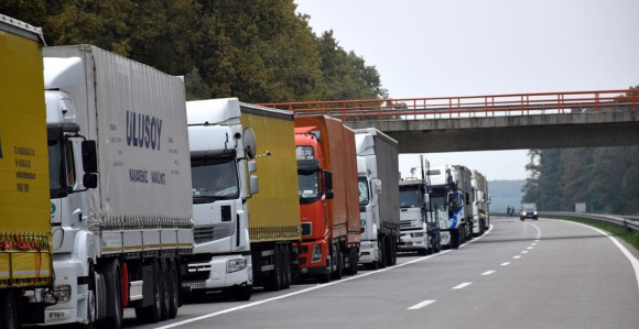 Spoljnotrgovinski deficit BiH težak 12 milijardi KM