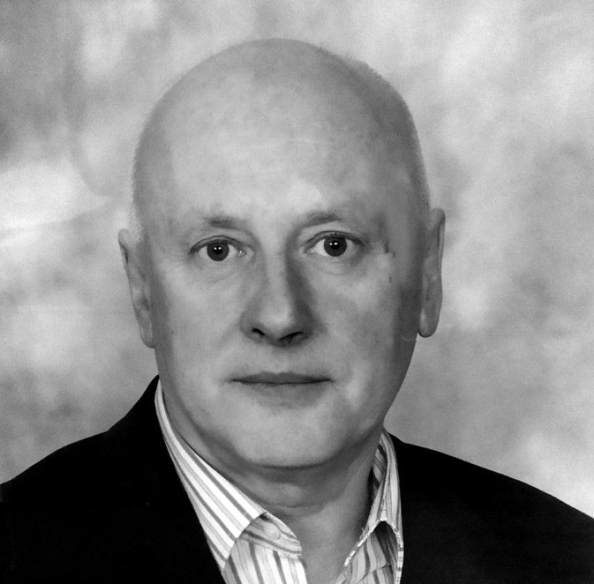 Bijeljina: Preminuo profesor Dragutin Mirović
