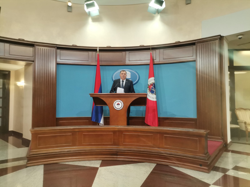 I Dodik pokušao da objasni koliko poskupljuje struja