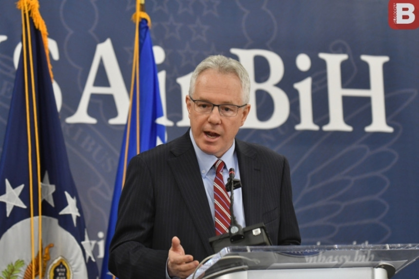 Амбасадор САД: Пут БиХ у НАТО није блокиран!