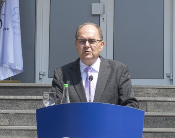 OHR: Državnom imovinom raspolaže država