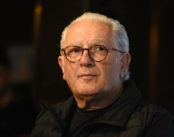 Željko napunio dvoranu: Pesmu posvetio pokojnom Laći