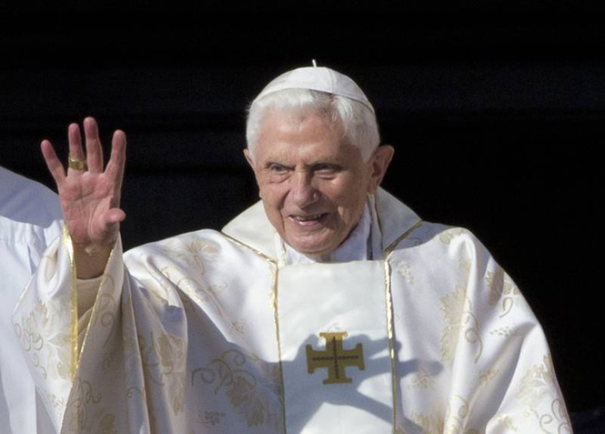 Preminuo bivši papa Benedikt XVI