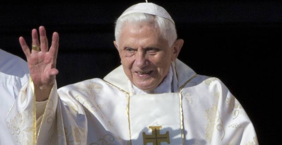 Preminuo bivši papa Benedikt XVI