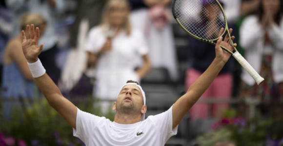 Крајиновић након велике борбе побиједио Нагала