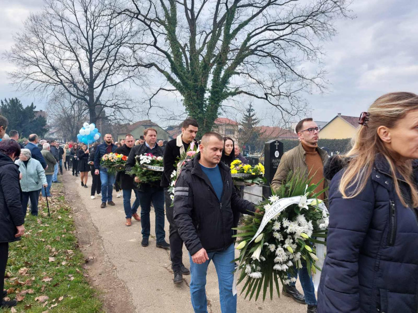 Ljubiša i Andrea Aramanda ispraćeni na vječni počinak