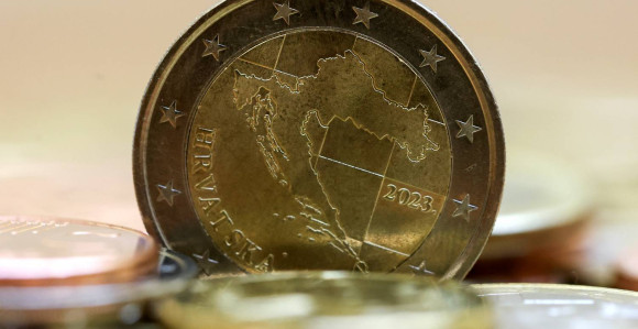 Poskupljenja zbog ulaska u evrozonu, Hrvati negoduju