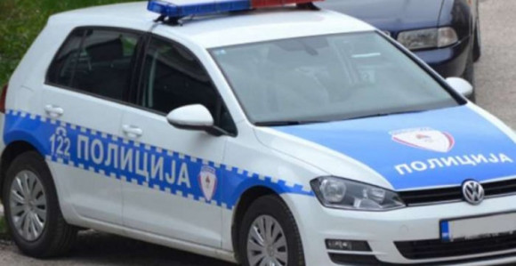 Масовна туча у Прњавору, двоје завршило у УКЦ