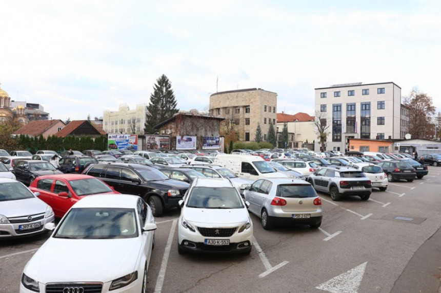 Могућ скупљи паркинг у ужем центру Бањалуке