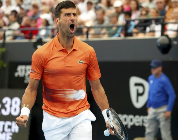 Новак убједљиво губио, а онда услиједио преокрет