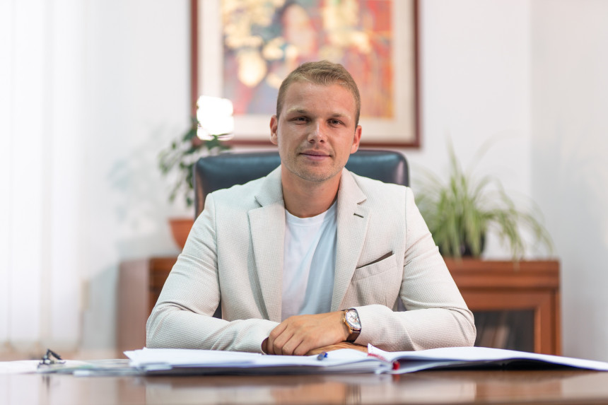 "Gdje su borci za ljudska prava i prava djece?"