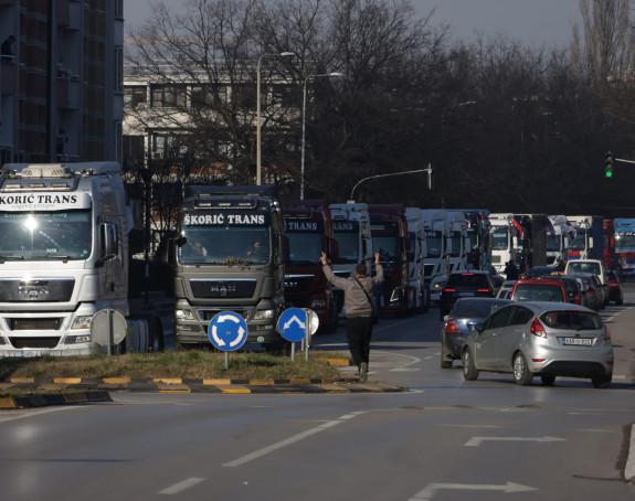 Десетине камиона продефиловало кроз Бањалуку