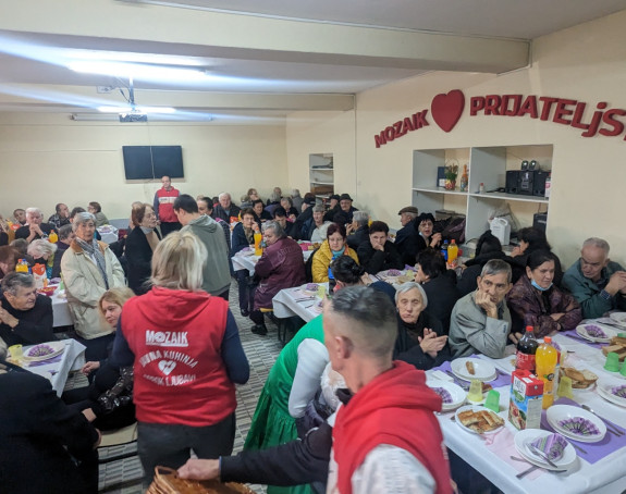 Бањалука: Редови за храну испред јавне кухиње