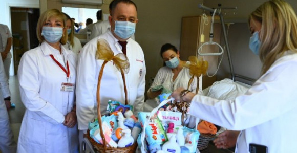 Hristina prva beba u Bijeljini rođena na Božić