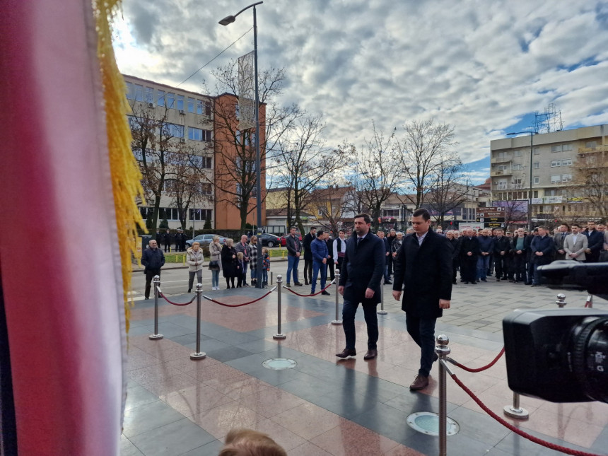 Srpska je svetinja: Dan RS obilježen u Bijeljini