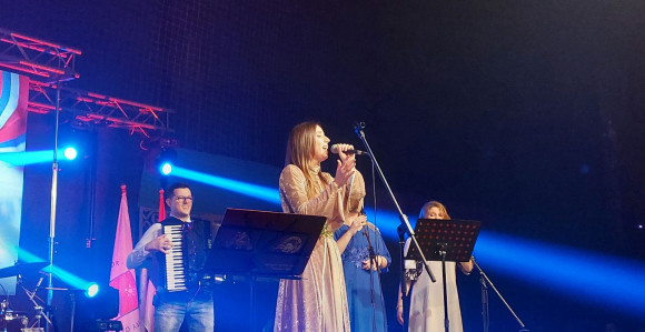 Приједор: Сјајан концерт Данице Црногорчевић