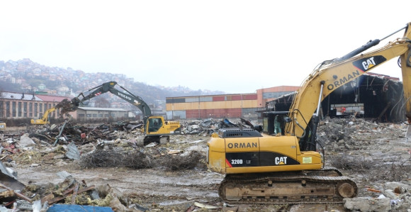 Ruši se tvornica Energoinvesta - gradi se Lidl?