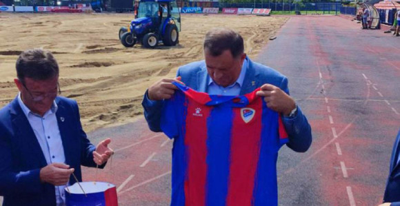 "Gori" u Borcu, traže od Dodika dva miliona maraka