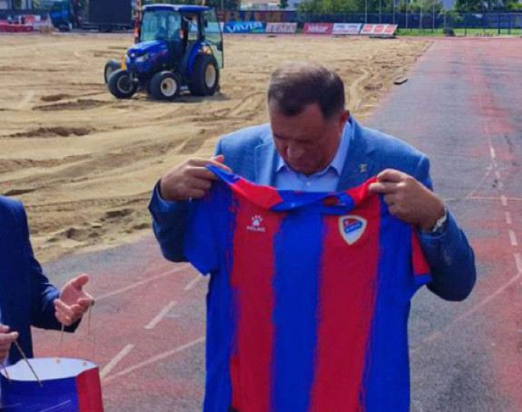 "Gori" u Borcu, traže od Dodika dva miliona maraka