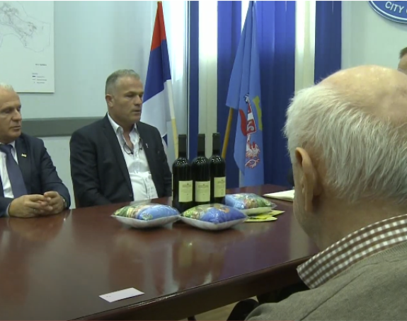 Hercegovački vinari pomažu vinaru sa Kosmeta