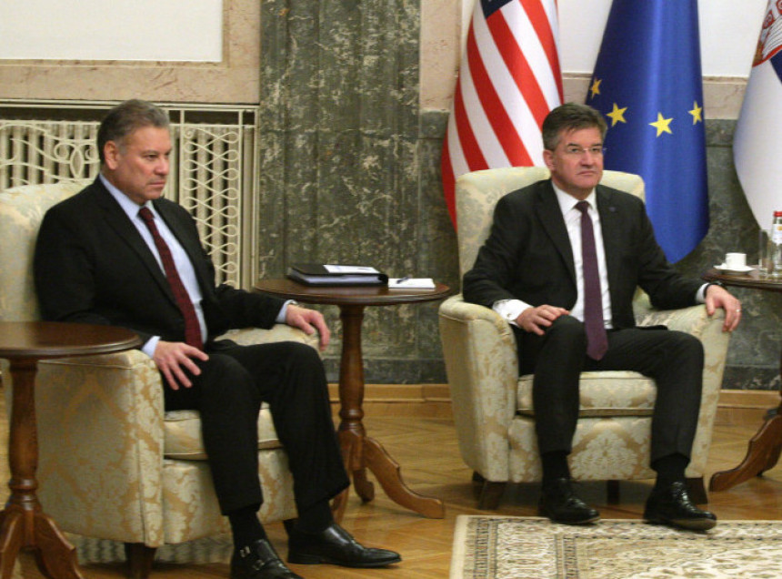 Lajčak i Eskobar zacrtali sledeće korake u dijalogu