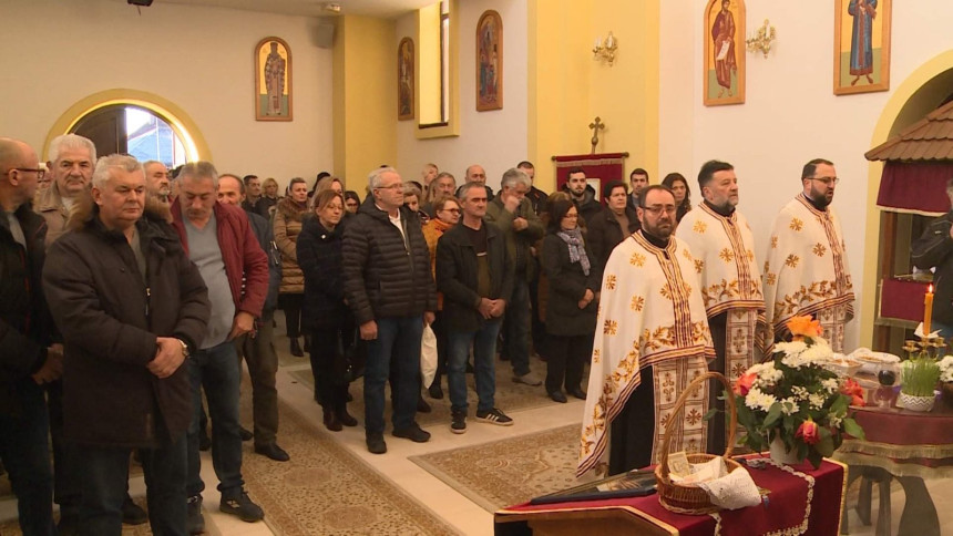 Održan pomen i prislužene svijeće stradalim borcima