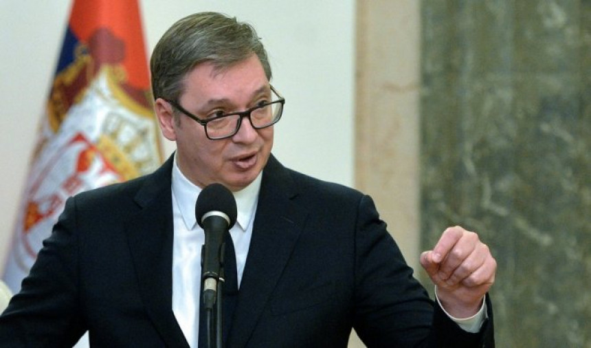 Predsjednik Srbije pokazao svoju radnu nedjelju