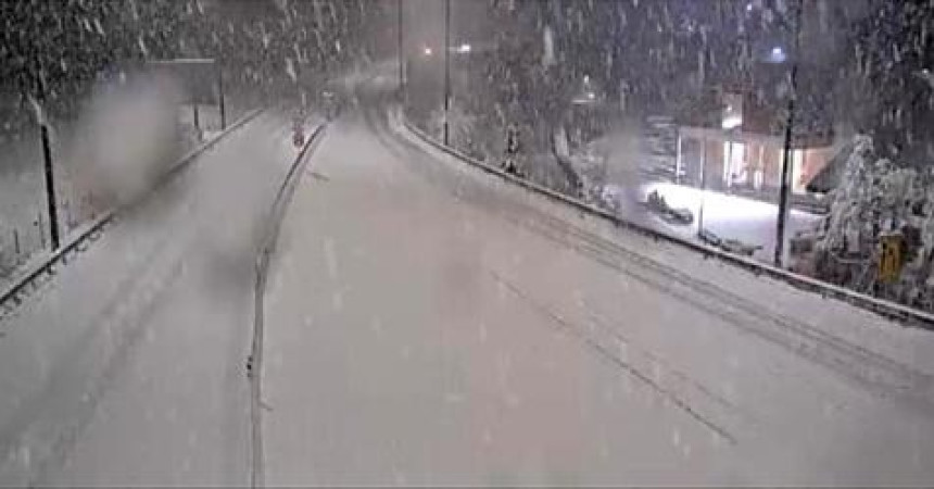 U Hrvatsku stigao snijeg, kreće se prema BiH