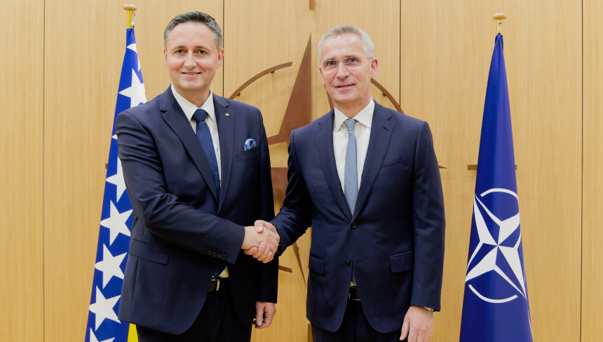 Bećirović traži da NATO uputi poziv BiH za članstvo