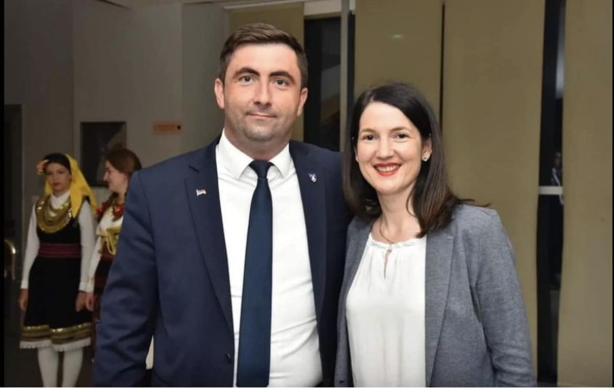 Нека зна "генерал" будућност зависи од честитих људи