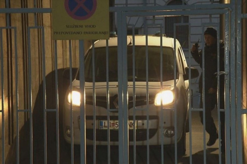 Razbijena grupa: Oduzeto pola miliona evra