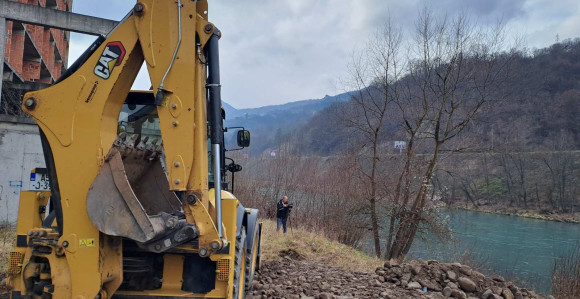 Foča se sprema za najavljeno nevrijeme