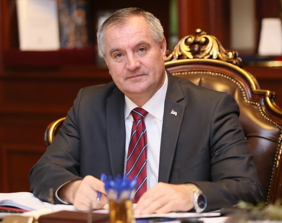 Višković otkrio neradnike: Na desetine ostalo bez posla