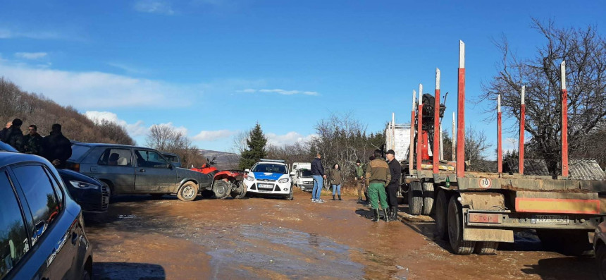 Policija potvrdila: Uhapšena četiri lica u Šekovićima