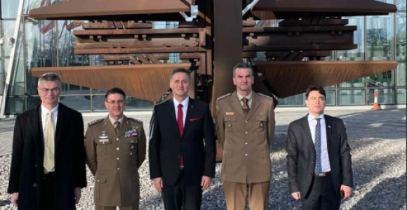 BiH će bez ikakve sumnje nastaviti svoj NATO put
