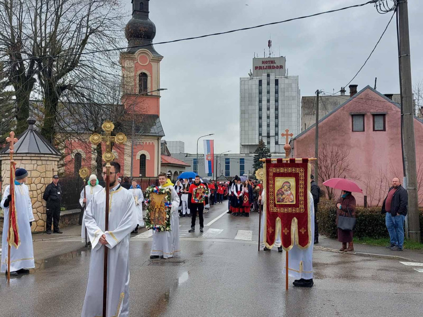 Bogojavljenska litija gradom, izostalo plivanje