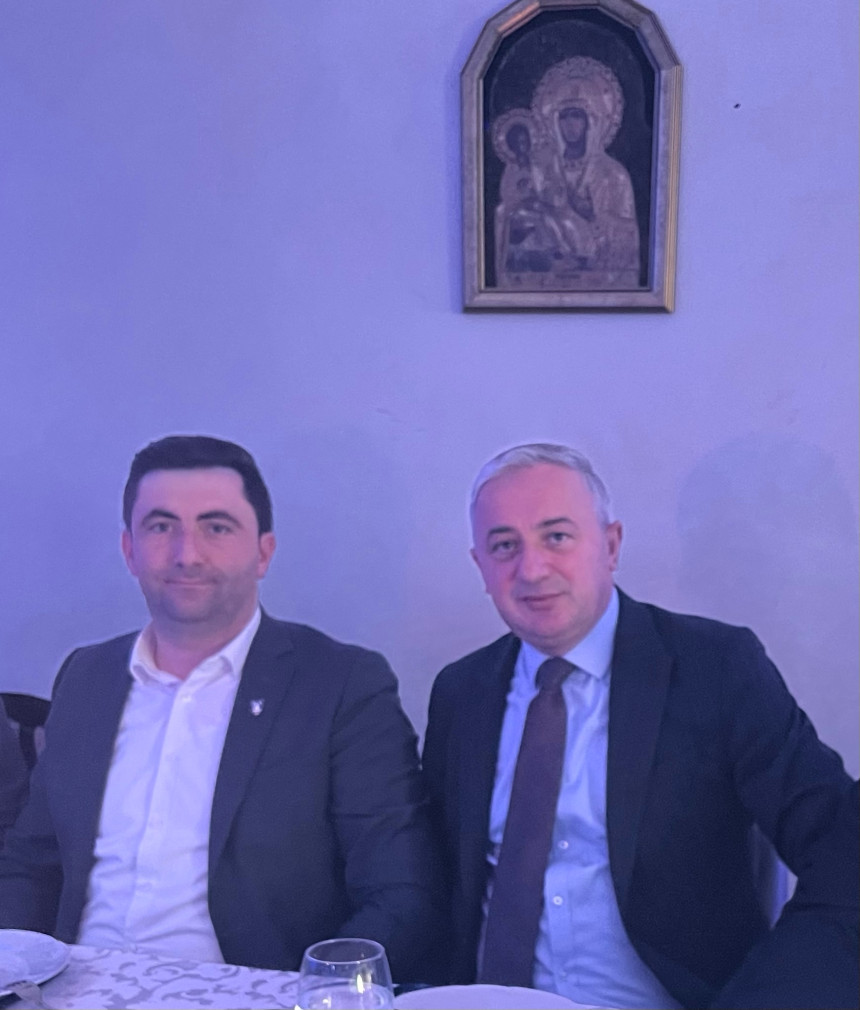 Puna podrška gradonačelniku u odbrani Bijeljine