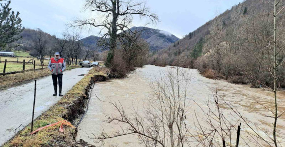 Ријека Рзав плави Вардиште, Дрина под контролом